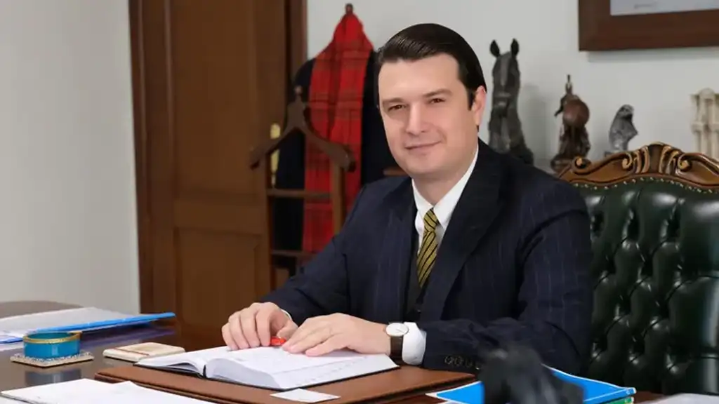 AK PARTİ YALOVA İL BAŞKANLIĞI'NA SÜRPRİZ ATAMA KEMAL BAŞ GÖREVE GETİRİLDİ