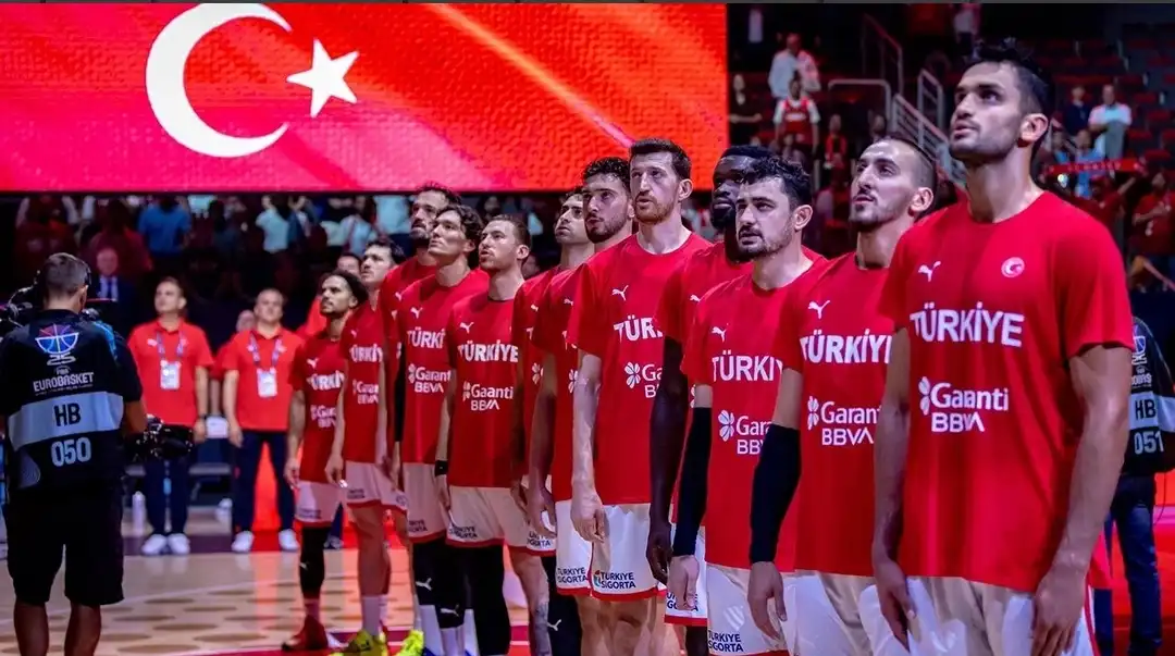 Cumhuriyet Meydanı’nda 12 Dev Adam’a Destek Zamanı
